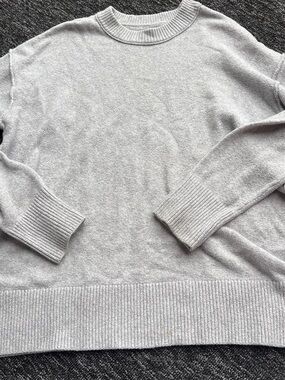 aerie Light Gray Knit Crewneck Sweater